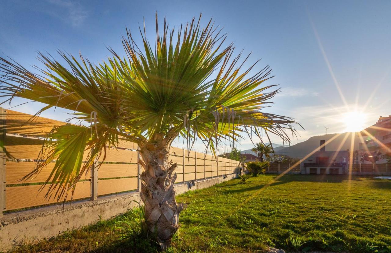 La Villa Del Mare - Nafpaktos Beach Exterior photo
